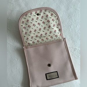 Gucci beauty pouch